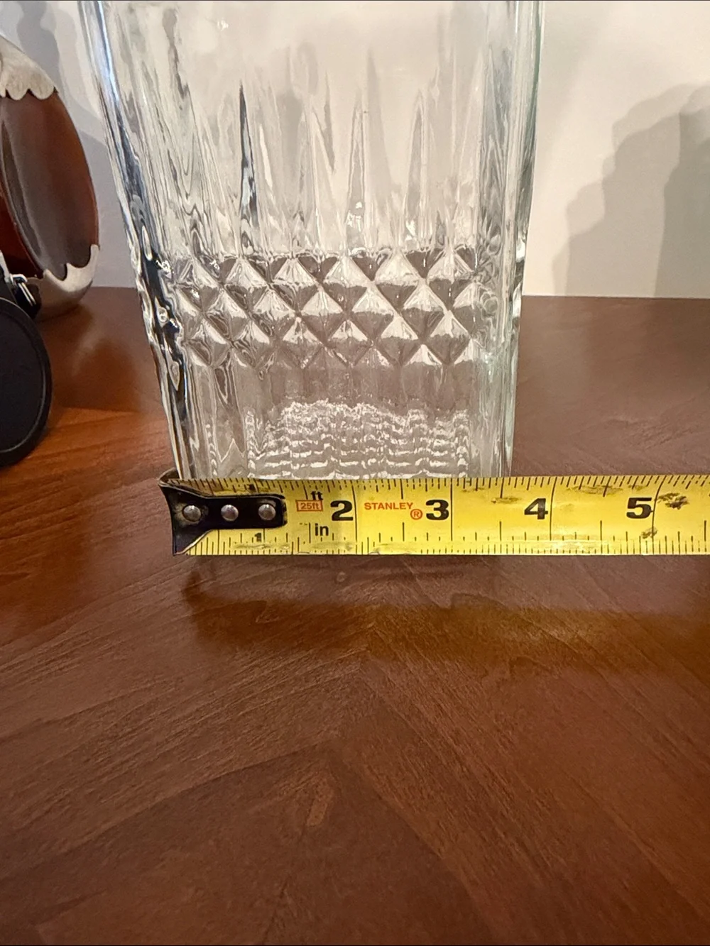N/A clear glass